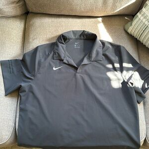 Men’s Nike short sleeve Coaches Jacket XL